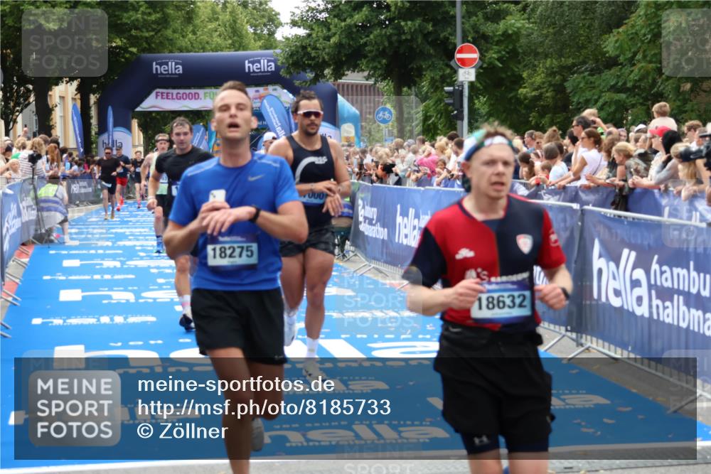 29.06.2025 - hella hamburg halbmarathon Zöllner http://msf.ph/oto/8185733 29.06.2025 10:42:46 Ziel 1700, 9371, 9534, 13725, 14560, 17000, 18275 meine-sportfotos.de