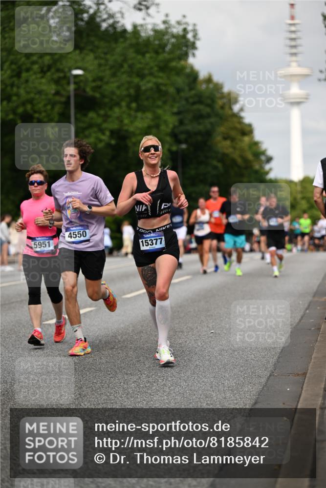 29.06.2025 - hella hamburg halbmarathon Dr. Thomas Lammeyer http://msf.ph/oto/8185842 29.06.2025 10:10:50 Kennedybrücke 1245, 1766, 1981, 4550, 4666, 5951, 6314, 6572, 6664, 8051, 8960, 9560, 10212, 10297, 10736, 10886 meine-sportfotos.de