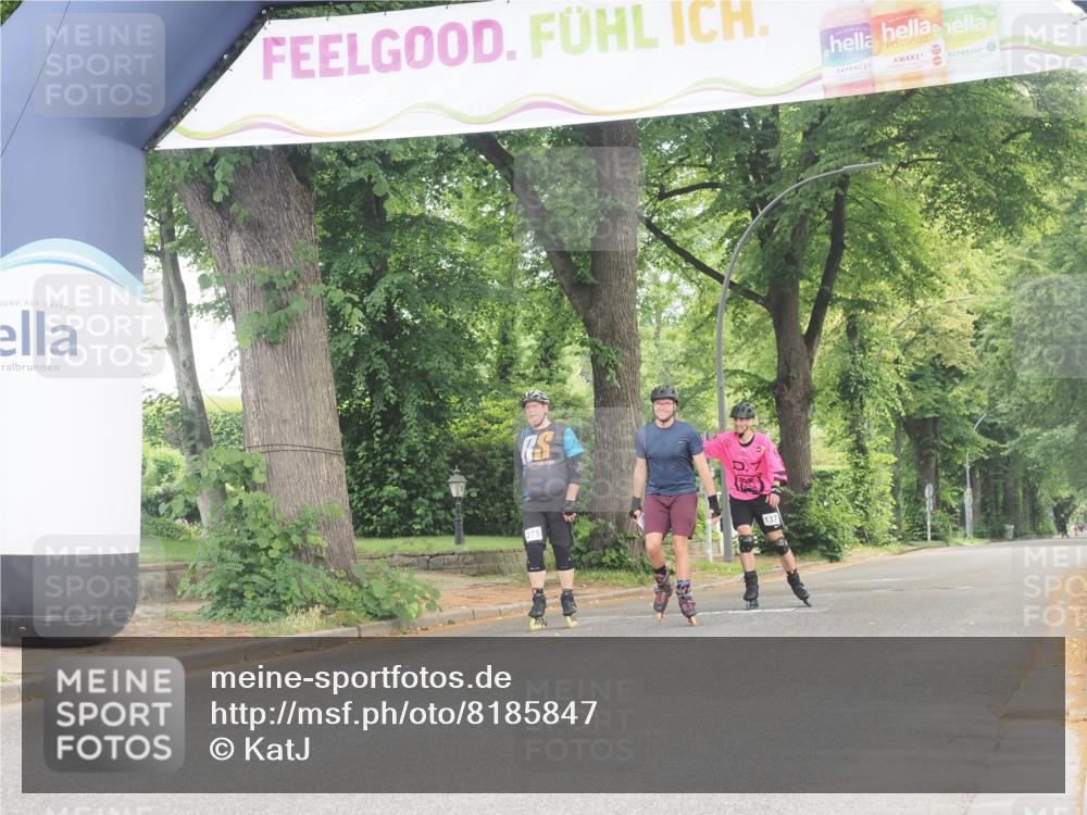 29.06.2025 - hella hamburg halbmarathon KatJ http://msf.ph/oto/8185847 29.06.2025 09:24:44 Zwischen KM18-KM19  meine-sportfotos.de