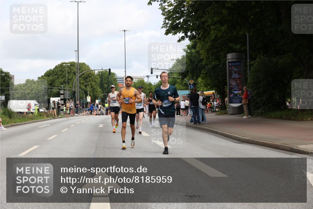 29.06.2025 - hella hamburg halbmarathon Yannick Fuchs http://msf.ph/oto/8185959 29.06.2025 10:29:39 20KM 1217, 1562, 4477, 5048, 5152, 6169, 7972, 8395, 8864, 8901, 9686, 12204, 12369, 14069, 14388, 14603, 14952, 15391, 15991, 16140, 16712, 16963, 16964, 17014, 17643, 18419, 19022 meine-sportfotos.de