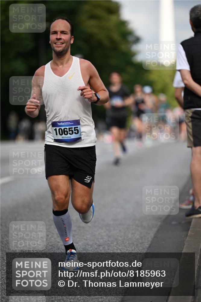 29.06.2025 - hella hamburg halbmarathon Dr. Thomas Lammeyer http://msf.ph/oto/8185963 29.06.2025 09:47:24 Kennedybrücke 1122, 1953, 3189, 5308, 5344, 7231, 7793, 8975, 9047, 9079, 10106, 10173, 10790, 11150 meine-sportfotos.de