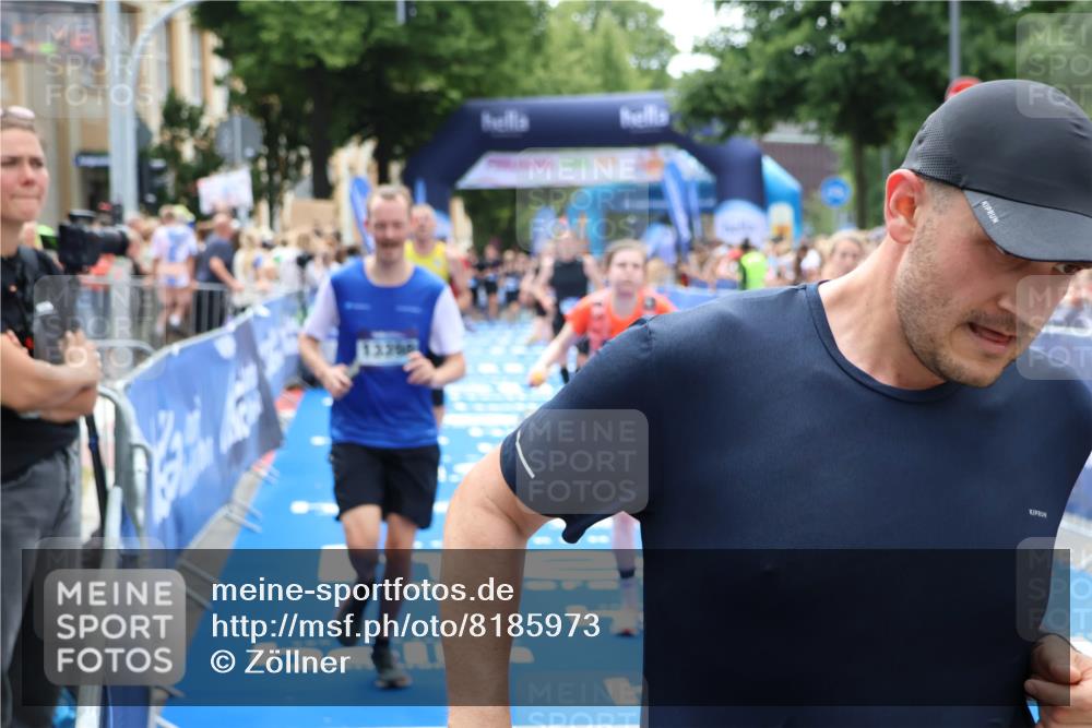 29.06.2025 - hella hamburg halbmarathon Zöllner http://msf.ph/oto/8185973 29.06.2025 10:42:58 Ziel 4823, 5011, 5477, 7035, 13398, 14447, 14849, 18559, 18659 meine-sportfotos.de