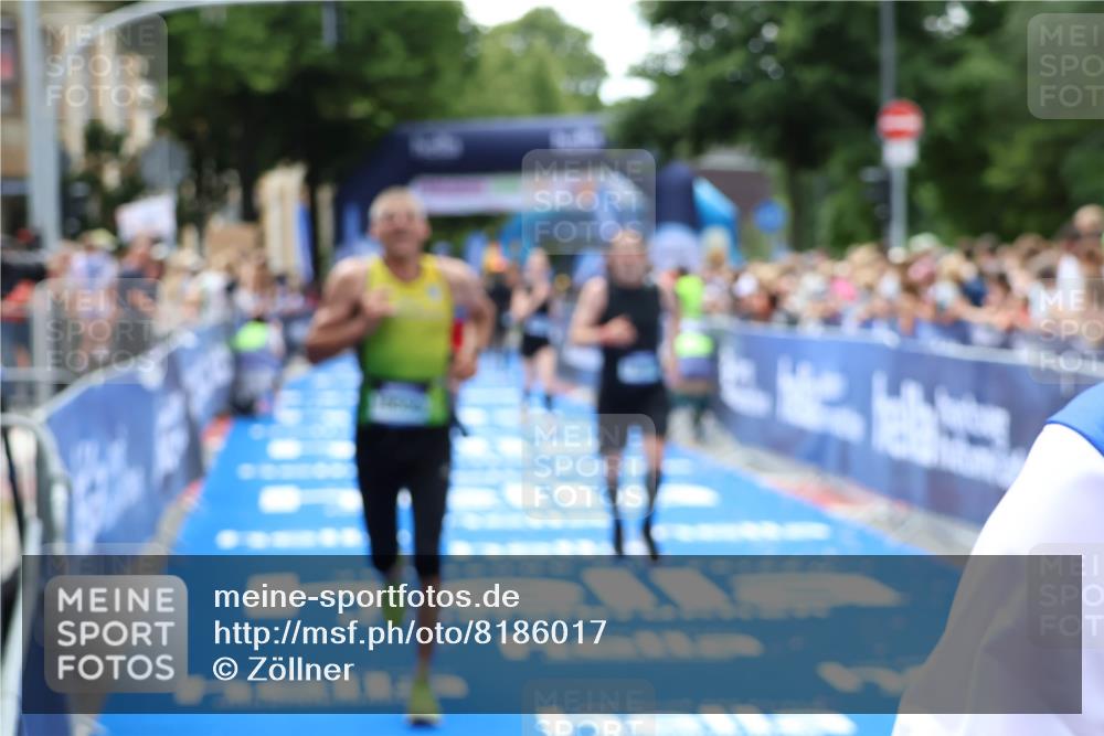 29.06.2025 - hella hamburg halbmarathon Zöllner http://msf.ph/oto/8186017 29.06.2025 10:43:00 Ziel 4823, 5477, 7035, 8218, 9364, 14849, 18559, 18659 meine-sportfotos.de