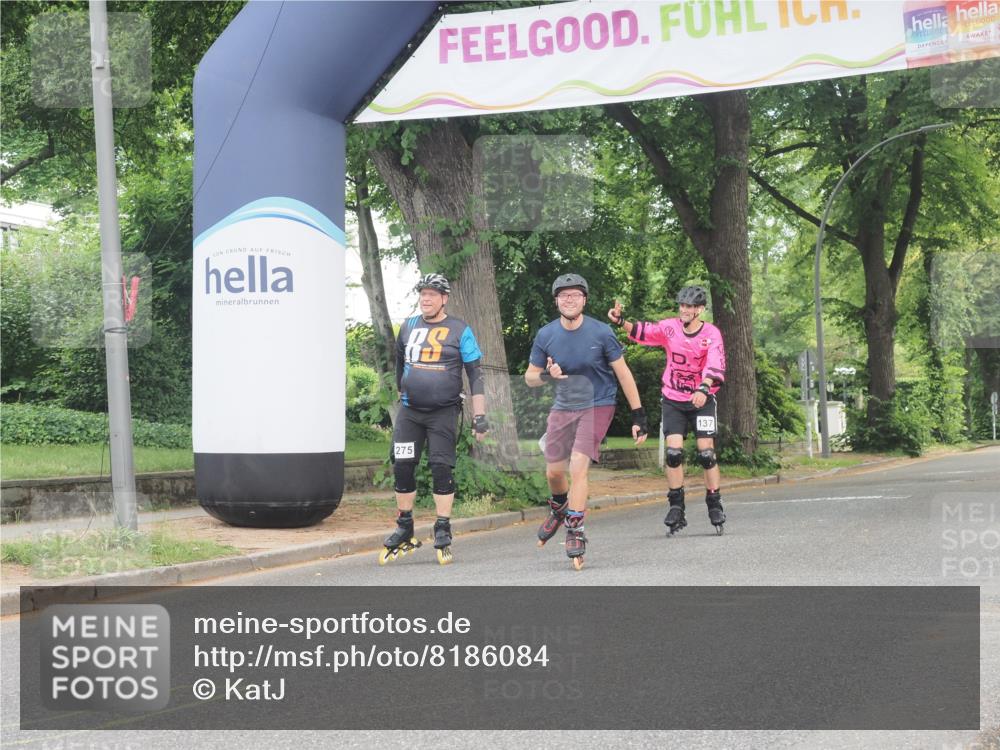 29.06.2025 - hella hamburg halbmarathon KatJ http://msf.ph/oto/8186084 29.06.2025 09:24:45 Zwischen KM18-KM19  meine-sportfotos.de