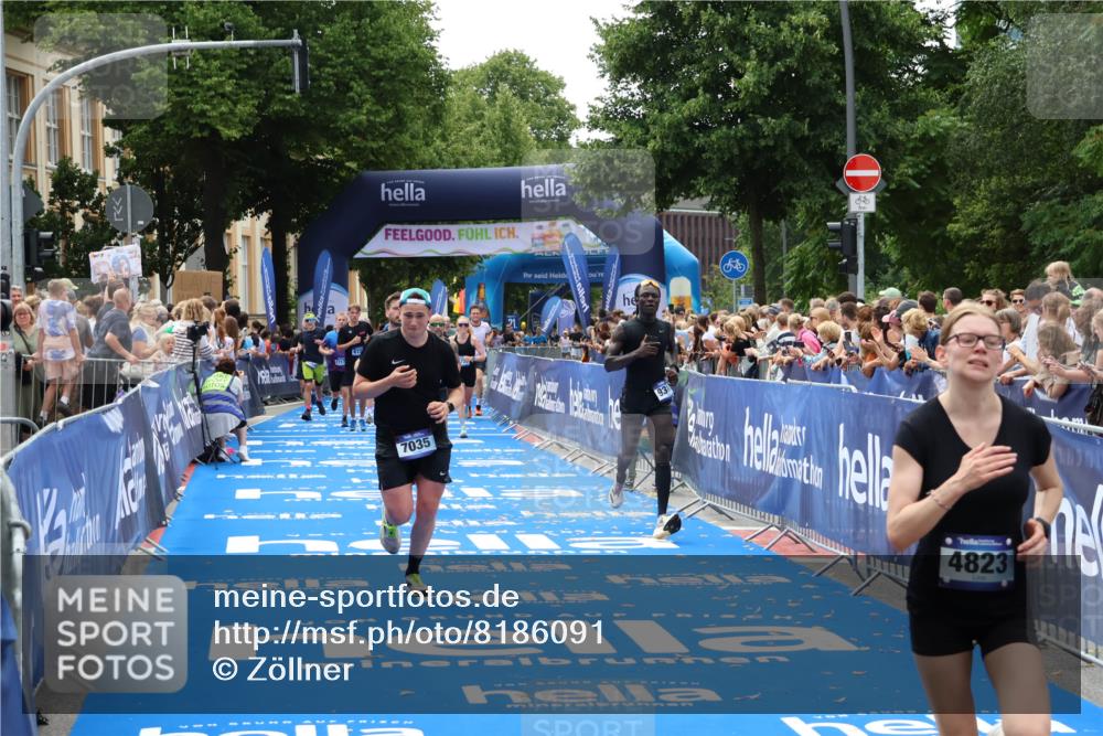29.06.2025 - hella hamburg halbmarathon Zöllner http://msf.ph/oto/8186091 29.06.2025 10:43:05 Ziel 4229, 4823, 6721, 7035, 8218, 9364, 9833, 10469, 12657, 12723, 12776, 12839, 17177, 19038 meine-sportfotos.de