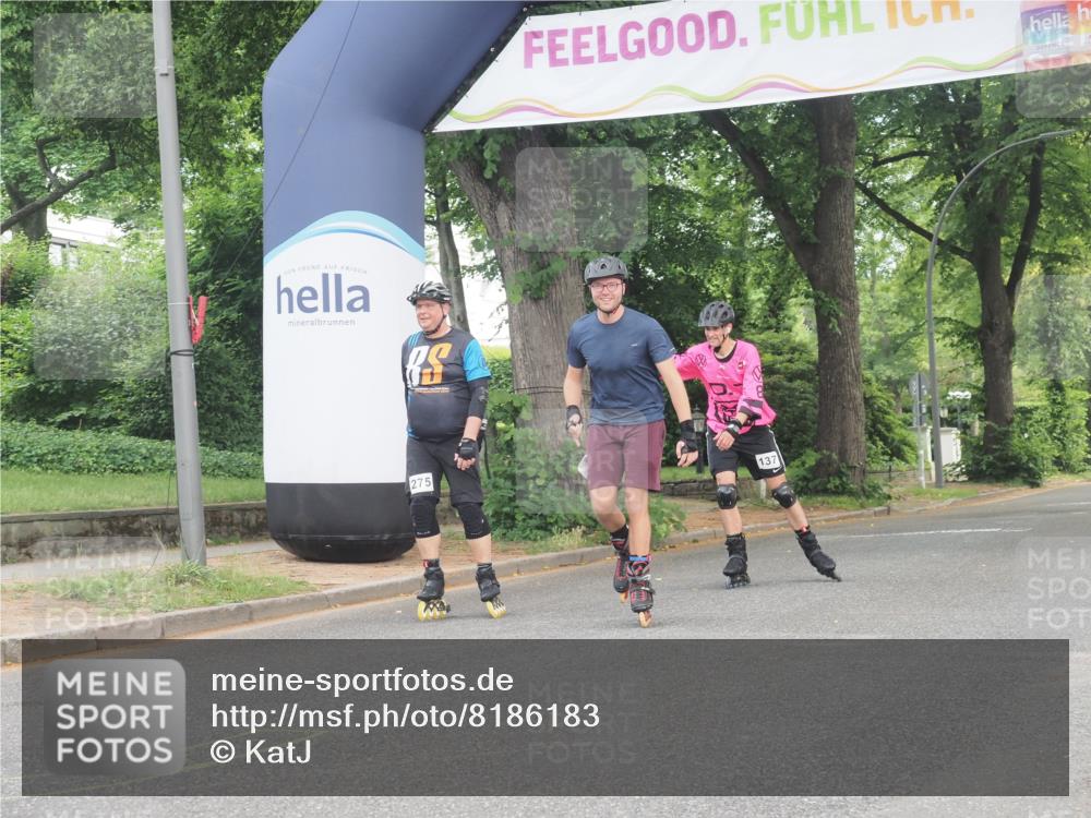 29.06.2025 - hella hamburg halbmarathon KatJ http://msf.ph/oto/8186183 29.06.2025 09:24:45 Zwischen KM18-KM19  meine-sportfotos.de
