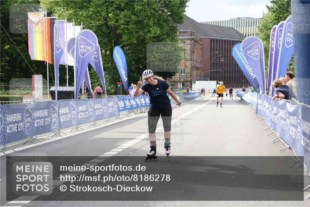 29.06.2025 - hella hamburg halbmarathon Strokosch-Dieckow http://msf.ph/oto/8186278 29.06.2025 09:26:37 Ziel 20018, 20539 meine-sportfotos.de