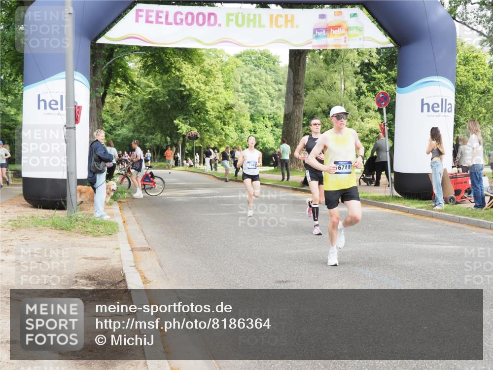 29.06.2025 - hella hamburg halbmarathon MichiJ http://msf.ph/oto/8186364 29.06.2025 10:18:47 Zwischen KM18-KM19 1827, 7389, 8975, 10486, 16711, 17374, 17428 meine-sportfotos.de