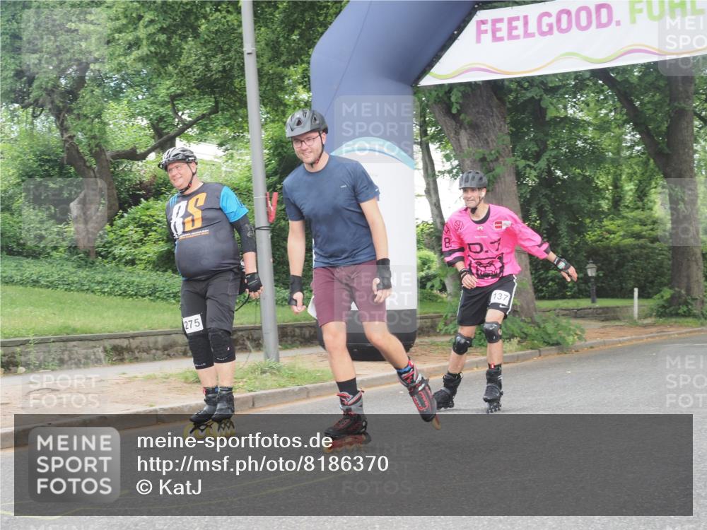 29.06.2025 - hella hamburg halbmarathon KatJ http://msf.ph/oto/8186370 29.06.2025 09:24:46 Zwischen KM18-KM19  meine-sportfotos.de