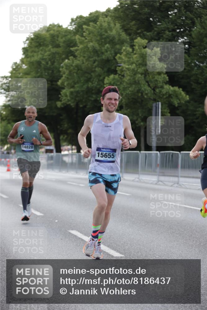 29.06.2025 - hella hamburg halbmarathon Jannik Wohlers http://msf.ph/oto/8186437 29.06.2025 09:43:55 Lombardsbrücke 1122, 2879, 5344, 7231, 7793, 8975, 9047, 9079, 10106, 10173, 10655, 10790, 11877, 14828, 15655, 16118, 17258 meine-sportfotos.de