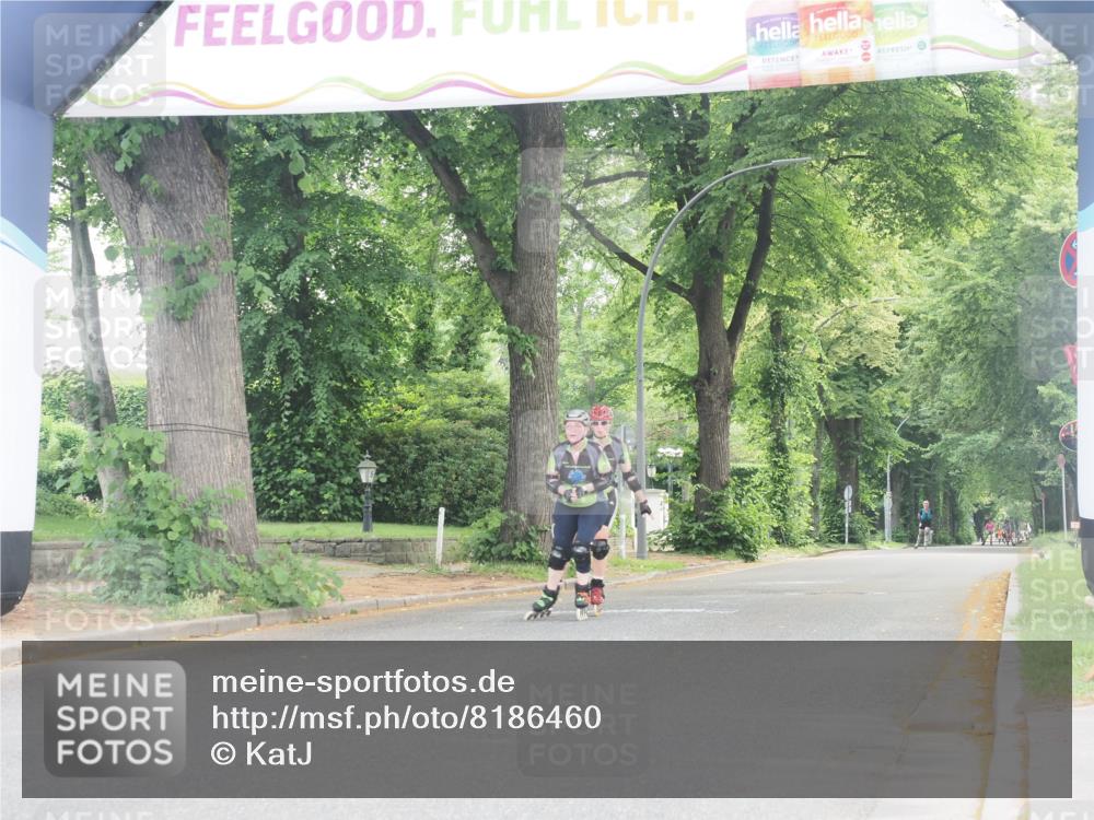 29.06.2025 - hella hamburg halbmarathon KatJ http://msf.ph/oto/8186460 29.06.2025 09:25:11 Zwischen KM18-KM19  meine-sportfotos.de