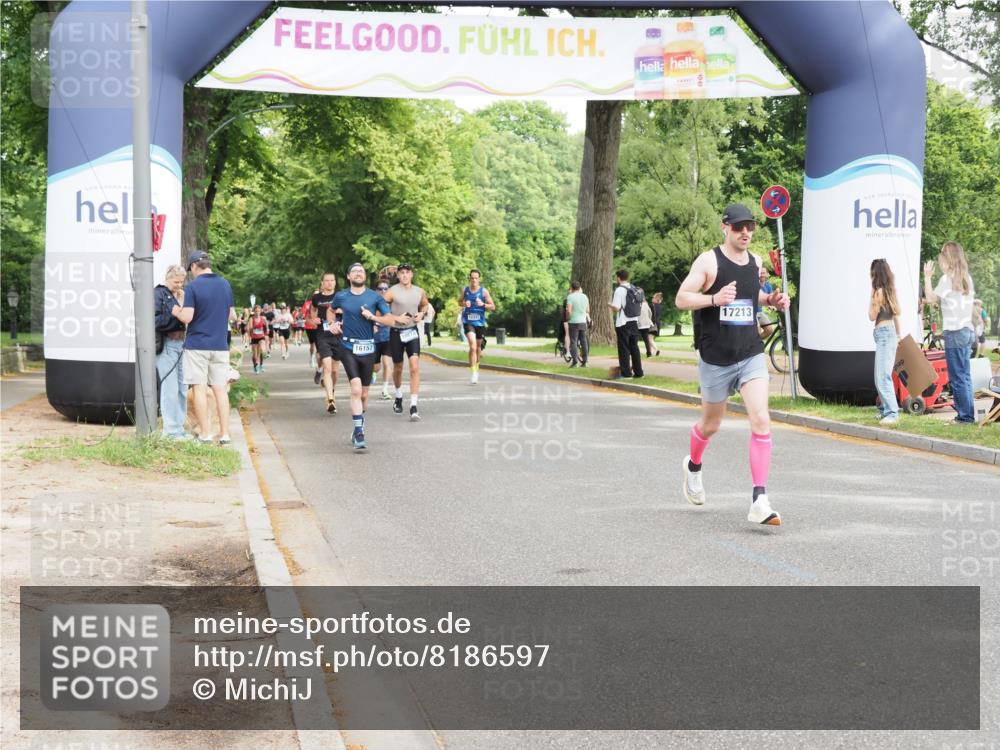 29.06.2025 - hella hamburg halbmarathon MichiJ http://msf.ph/oto/8186597 29.06.2025 10:18:59 Zwischen KM18-KM19 12287, 17213 meine-sportfotos.de