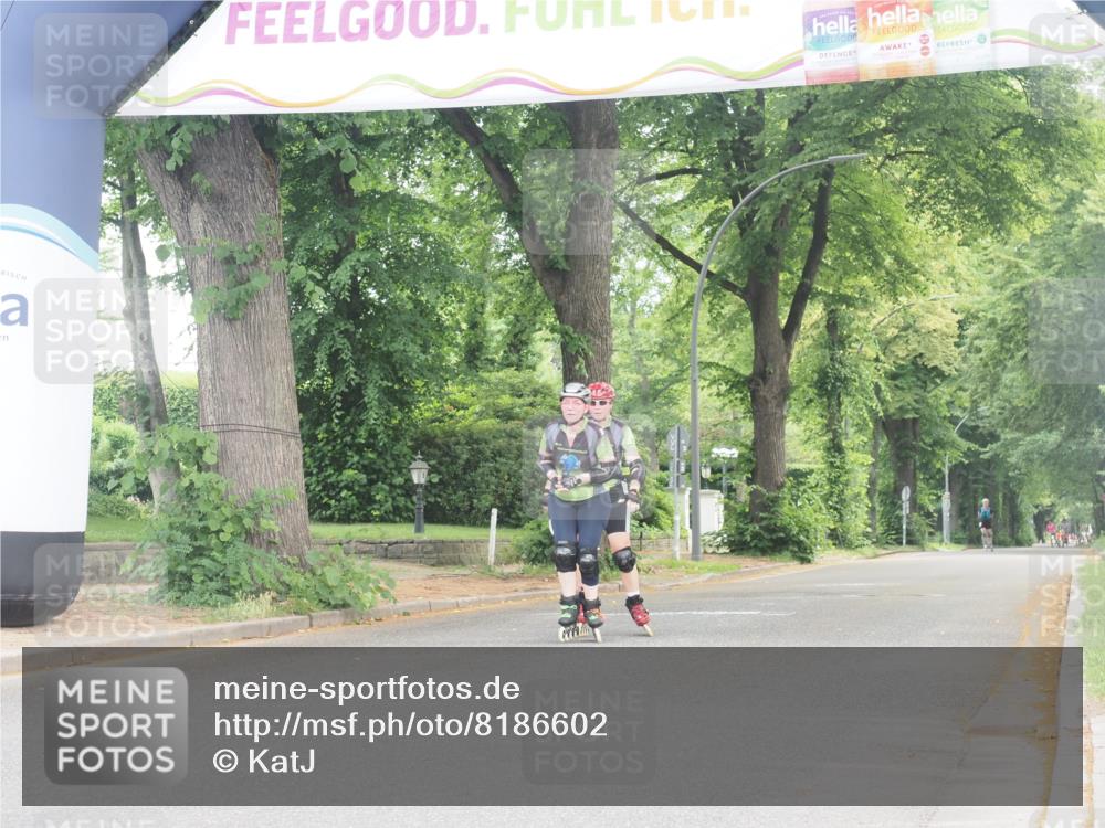 29.06.2025 - hella hamburg halbmarathon KatJ http://msf.ph/oto/8186602 29.06.2025 09:25:11 Zwischen KM18-KM19  meine-sportfotos.de