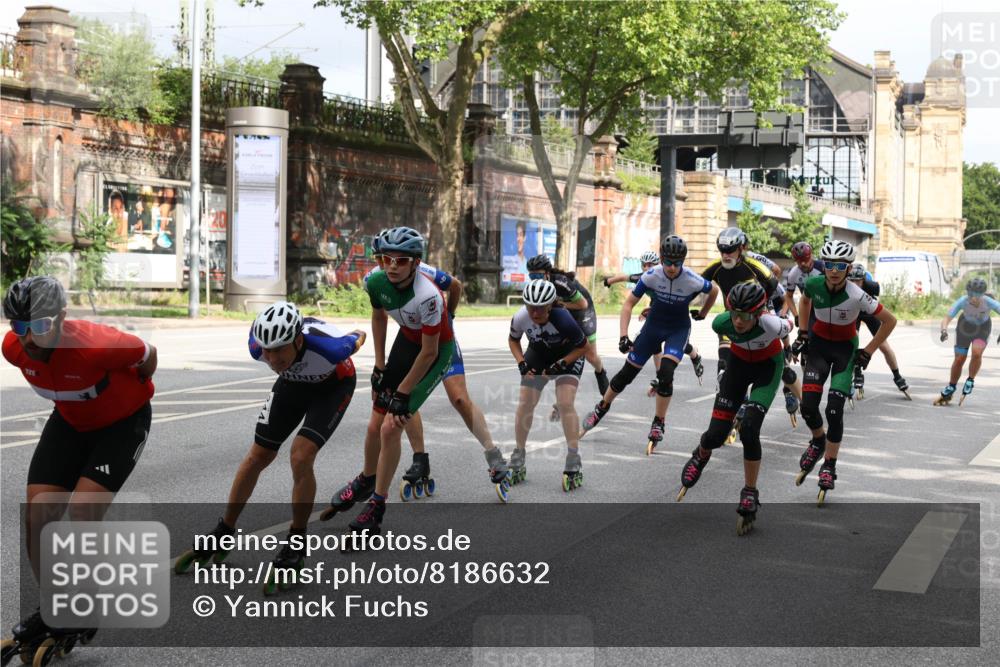 29.06.2025 - hella hamburg halbmarathon Yannick Fuchs http://msf.ph/oto/8186632 29.06.2025 09:10:29 20KM 122 meine-sportfotos.de