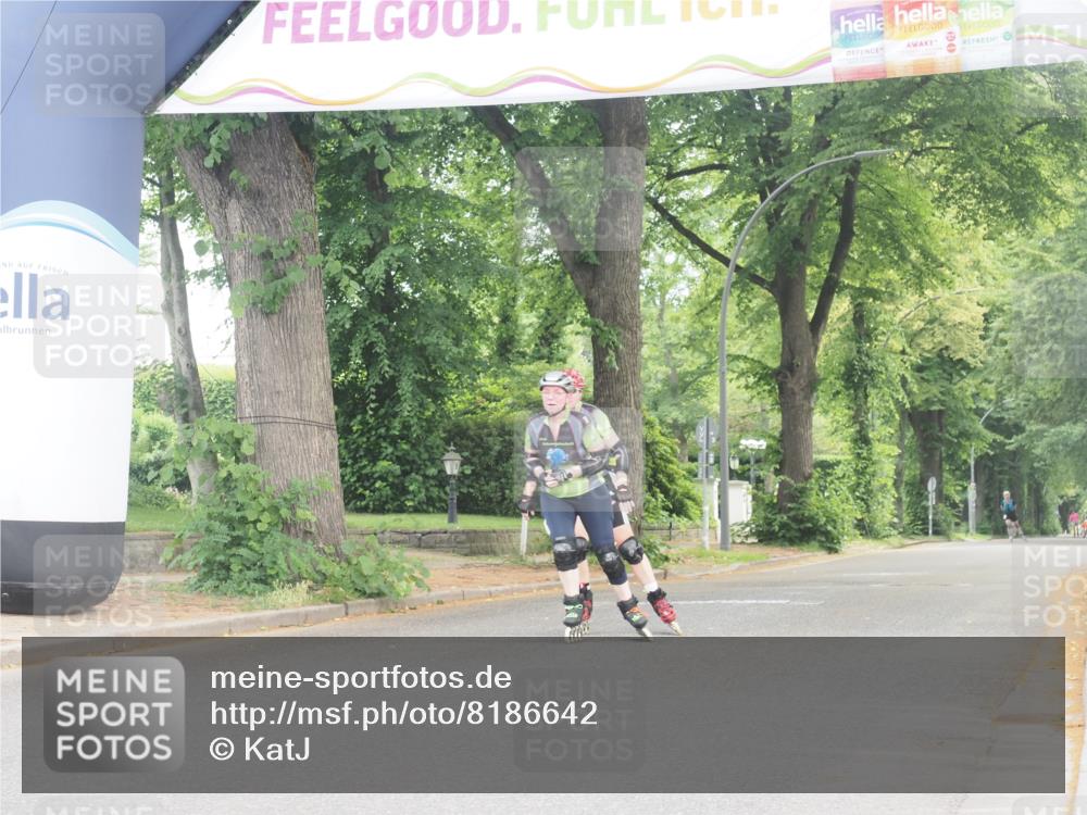 29.06.2025 - hella hamburg halbmarathon KatJ http://msf.ph/oto/8186642 29.06.2025 09:25:11 Zwischen KM18-KM19  meine-sportfotos.de