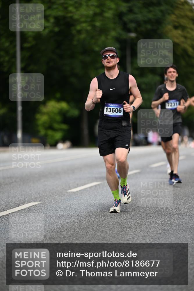 29.06.2025 - hella hamburg halbmarathon Dr. Thomas Lammeyer http://msf.ph/oto/8186677 29.06.2025 09:47:27 Kennedybrücke 1122, 1953, 3968, 5308, 5344, 7231, 7793, 8975, 9047, 9079, 10106, 10173, 10790, 11150 meine-sportfotos.de