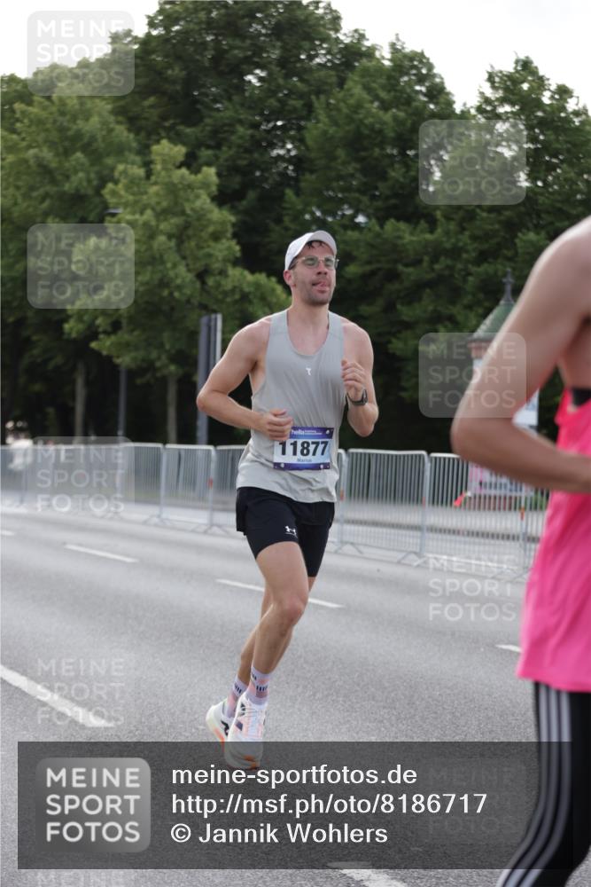 29.06.2025 - hella hamburg halbmarathon Jannik Wohlers http://msf.ph/oto/8186717 29.06.2025 09:44:01 Lombardsbrücke 2879, 3075, 3968, 5344, 7793, 8975, 9079, 10106, 10173, 10790, 11877, 13779, 14828, 15655, 16118, 17258, 19114 meine-sportfotos.de