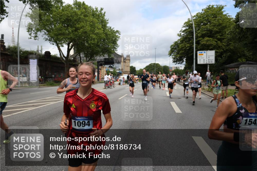 29.06.2025 - hella hamburg halbmarathon Yannick Fuchs http://msf.ph/oto/8186734 29.06.2025 10:43:37 20KM 1094, 1342, 1381, 1476, 2013, 2504, 2516, 2592, 2596, 2706, 2878, 2889, 2937, 3060, 3692, 4017, 4832, 5460, 6115, 6158, 7067, 7297, 7332, 8112, 8437, 8821, 9038, 9126, 9200, 9213, 9463, 9619, 9649, 9695, 9924, 9965, 10184, 11340, 11519, 11819, 11977, 12035, 12094, 12271, 12421, 12670, 13233, 13688, 13690, 14526, 15422, 15523, 16114, 16627, 16653, 16731, 16891, 17753, 17908, 18058, 18842, 18926, 19109 meine-sportfotos.de