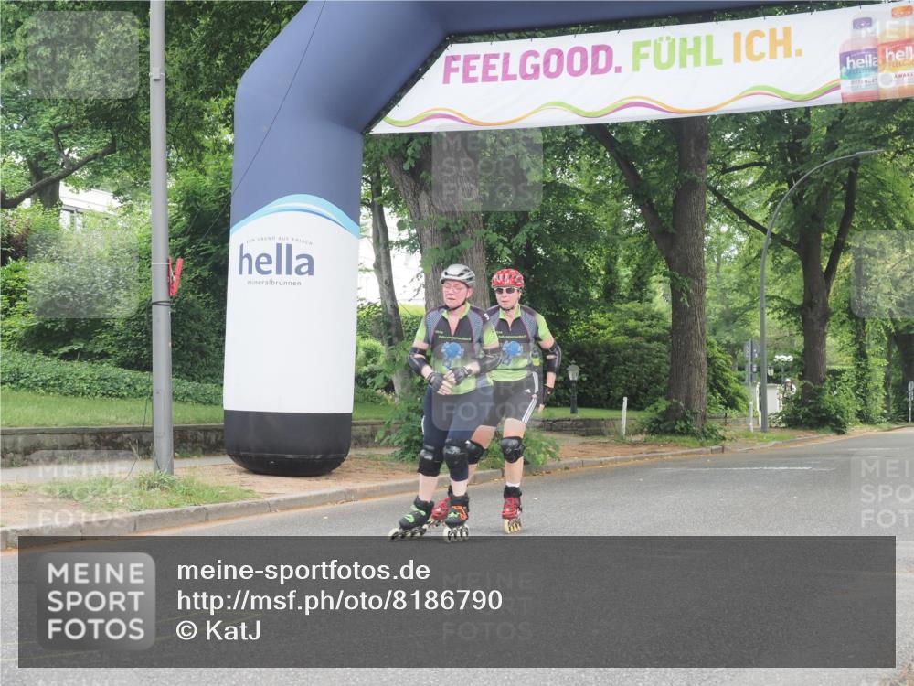 29.06.2025 - hella hamburg halbmarathon KatJ http://msf.ph/oto/8186790 29.06.2025 09:25:12 Zwischen KM18-KM19  meine-sportfotos.de