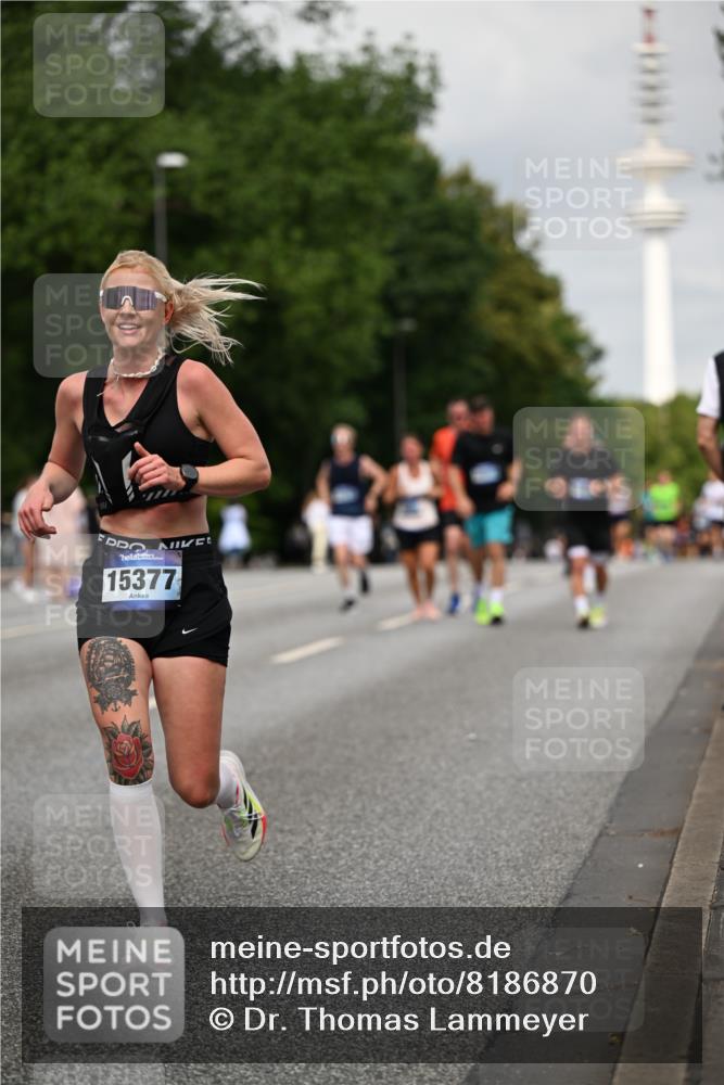29.06.2025 - hella hamburg halbmarathon Dr. Thomas Lammeyer http://msf.ph/oto/8186870 29.06.2025 10:10:51 Kennedybrücke 1245, 1766, 1981, 4550, 4666, 5951, 6314, 6572, 6664, 8051, 8960, 9560, 10212, 10297, 10736, 10886 meine-sportfotos.de
