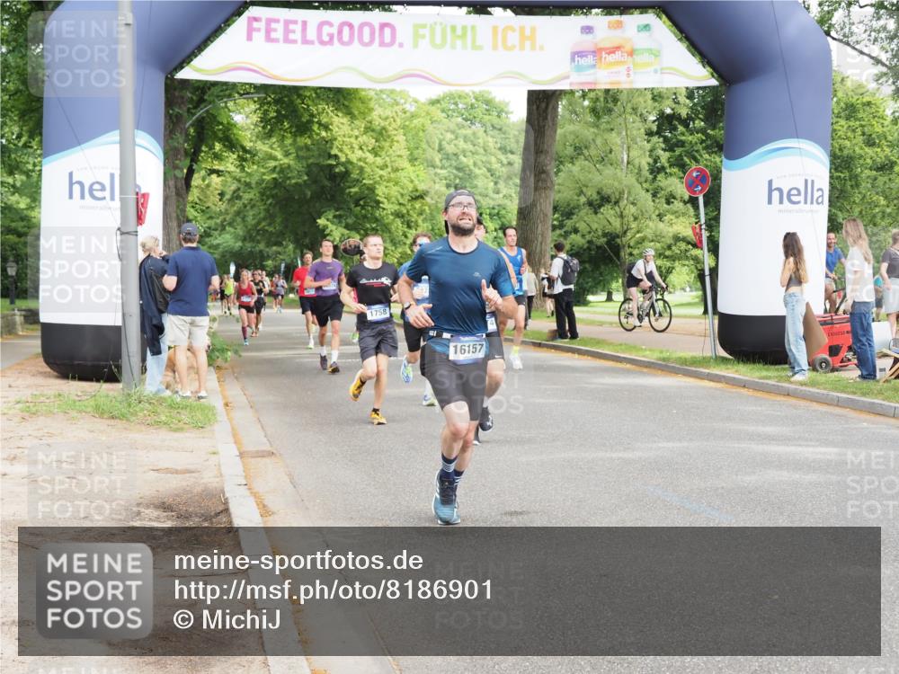 29.06.2025 - hella hamburg halbmarathon MichiJ http://msf.ph/oto/8186901 29.06.2025 10:19:01 Zwischen KM18-KM19 1758, 12287, 16157, 17213, 18874 meine-sportfotos.de