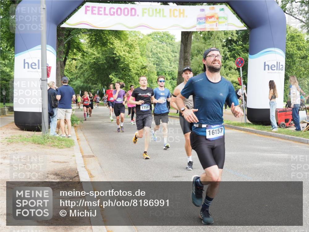 29.06.2025 - hella hamburg halbmarathon MichiJ http://msf.ph/oto/8186991 29.06.2025 10:19:02 Zwischen KM18-KM19 1758, 5328, 12287, 13374, 16157, 17213, 18874 meine-sportfotos.de