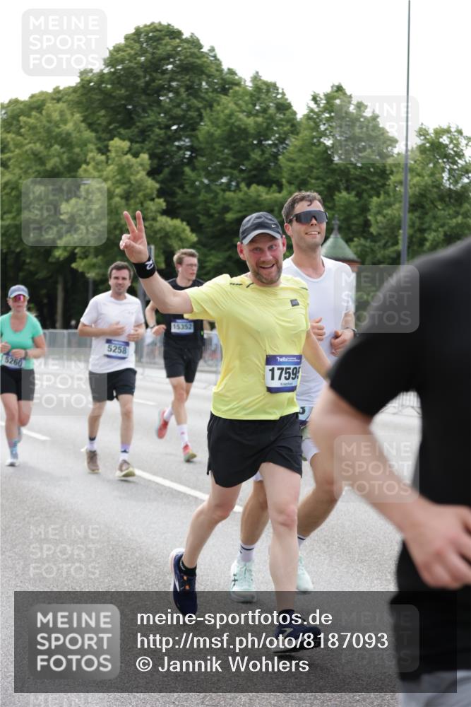 29.06.2025 - hella hamburg halbmarathon Jannik Wohlers http://msf.ph/oto/8187093 29.06.2025 10:23:37 Lombardsbrücke 1389, 1444, 1545, 2489, 3013, 3185, 3579, 4122, 4597, 4990, 4993, 5039, 5055, 5258, 5260, 5358, 5661, 5954, 7013, 7426, 8141, 8149, 8502, 8717, 9217, 9603, 11044, 11306, 11347, 11415, 14433, 14439, 15352, 15456, 17262, 17414, 17513, 17595, 18091, 18210, 18745, 18998, 19017 meine-sportfotos.de