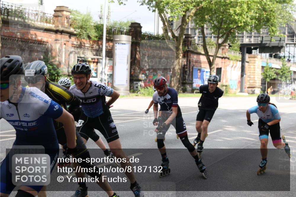 29.06.2025 - hella hamburg halbmarathon Yannick Fuchs http://msf.ph/oto/8187132 29.06.2025 09:10:30 20KM 1068 meine-sportfotos.de