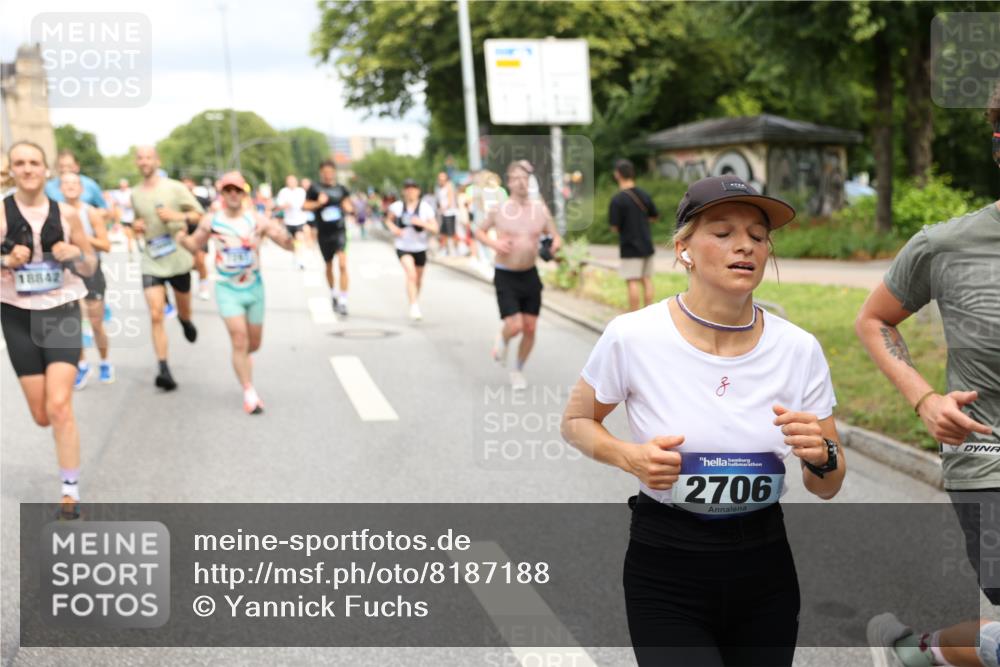 29.06.2025 - hella hamburg halbmarathon Yannick Fuchs http://msf.ph/oto/8187188 29.06.2025 10:43:41 20KM 1342, 1476, 2013, 2504, 2516, 2592, 2596, 2706, 2878, 2889, 2937, 3060, 3692, 4017, 4832, 5460, 5978, 6115, 6158, 7100, 7297, 7332, 7657, 8112, 8437, 9038, 9126, 9200, 9463, 9491, 9597, 9619, 9695, 9723, 9924, 9965, 10189, 11340, 11519, 11819, 11977, 12035, 12271, 12670, 13233, 13688, 13690, 14526, 14838, 15422, 15519, 15523, 16114, 16653, 16731, 16738, 16843, 16877, 16891, 17753, 17908, 18058, 18842, 18926, 18960, 19109 meine-sportfotos.de