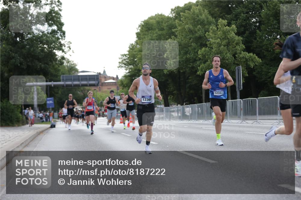 29.06.2025 - hella hamburg halbmarathon Jannik Wohlers http://msf.ph/oto/8187222 29.06.2025 09:44:10 Lombardsbrücke 1065, 2021, 2879, 3075, 3845, 3968, 4678, 5344, 7349, 10106, 10790, 11877, 12337, 12369, 13779, 14828, 15576, 15655, 15880, 16118, 17258, 17354, 18567, 18699, 19114 meine-sportfotos.de