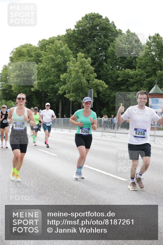 29.06.2025 - hella hamburg halbmarathon Jannik Wohlers http://msf.ph/oto/8187261 29.06.2025 10:23:38 Lombardsbrücke 1389, 1444, 2489, 3013, 3185, 3579, 4122, 4597, 4990, 4993, 5039, 5055, 5258, 5260, 5661, 5954, 7013, 7426, 7920, 8141, 8149, 8187, 8502, 8717, 9217, 9603, 11044, 11306, 11347, 11415, 14433, 14439, 15352, 15456, 17147, 17262, 17414, 17513, 17595, 18210, 18745, 18998, 19017 meine-sportfotos.de