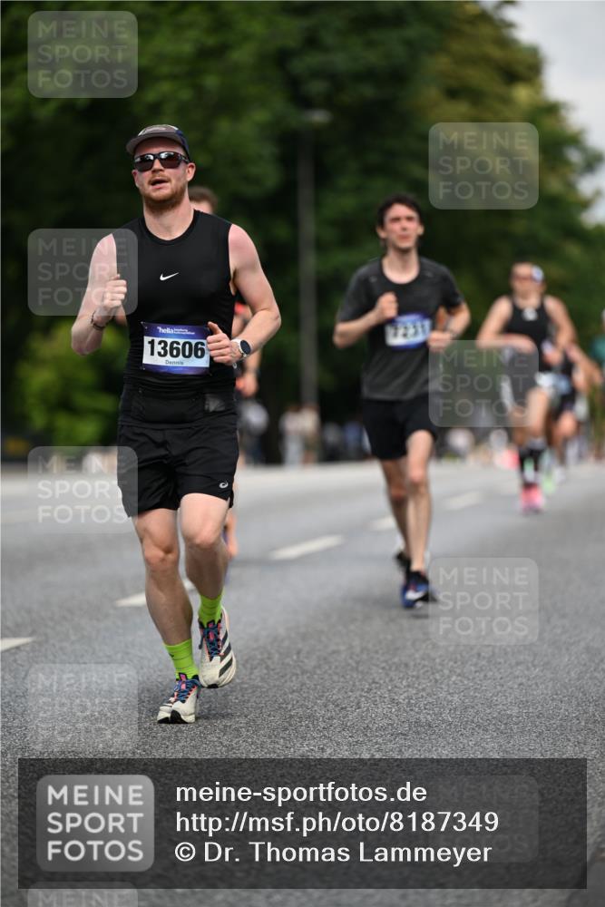 29.06.2025 - hella hamburg halbmarathon Dr. Thomas Lammeyer http://msf.ph/oto/8187349 29.06.2025 09:47:27 Kennedybrücke 1122, 1953, 3968, 5308, 5344, 7231, 7793, 8975, 9047, 9079, 10106, 10173, 10790, 11150 meine-sportfotos.de