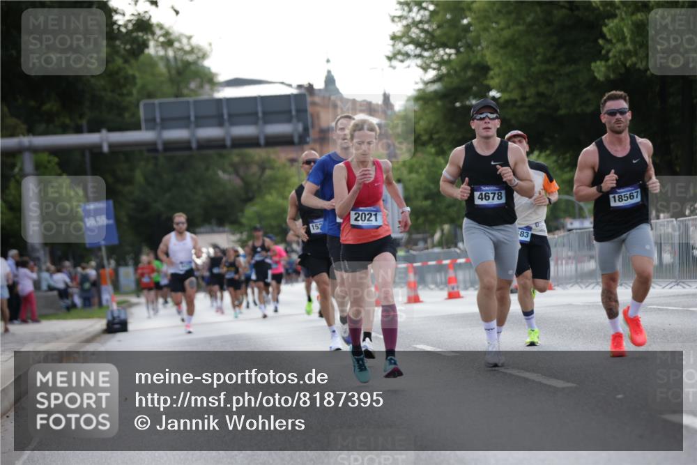 29.06.2025 - hella hamburg halbmarathon Jannik Wohlers http://msf.ph/oto/8187395 29.06.2025 09:44:12 Lombardsbrücke 1065, 2021, 2879, 3075, 3845, 3968, 4678, 7349, 10106, 11877, 12337, 12369, 13779, 14828, 15268, 15576, 15583, 15880, 16118, 17258, 17354, 18567, 18699, 19114 meine-sportfotos.de