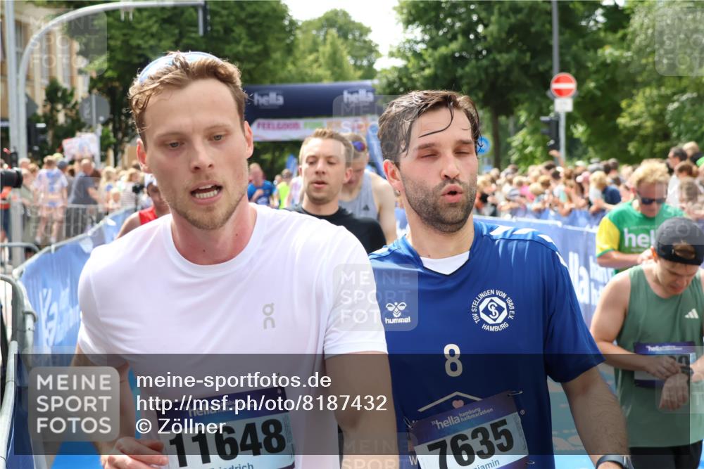 29.06.2025 - hella hamburg halbmarathon Zöllner http://msf.ph/oto/8187432 29.06.2025 10:43:40 Ziel 3116, 4080, 4318, 9114, 12623, 13421, 13996, 14484, 14690, 15328, 15932, 17912, 18449, 18775, 19229 meine-sportfotos.de