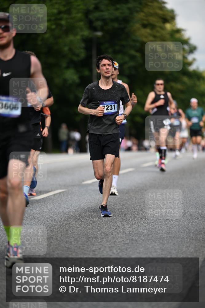 29.06.2025 - hella hamburg halbmarathon Dr. Thomas Lammeyer http://msf.ph/oto/8187474 29.06.2025 09:47:28 Kennedybrücke 1122, 3075, 3968, 5308, 5344, 7231, 7793, 8975, 9047, 9079, 10106, 10173, 10790, 11150 meine-sportfotos.de