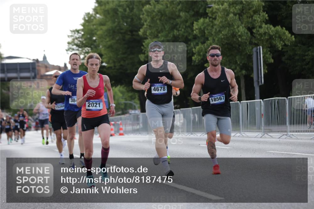 29.06.2025 - hella hamburg halbmarathon Jannik Wohlers http://msf.ph/oto/8187475 29.06.2025 09:44:14 Lombardsbrücke 1065, 2021, 2879, 3075, 3845, 3968, 4678, 7349, 10106, 11877, 12337, 12369, 13779, 15268, 15576, 15583, 15880, 16118, 17354, 18567, 18699, 19114 meine-sportfotos.de