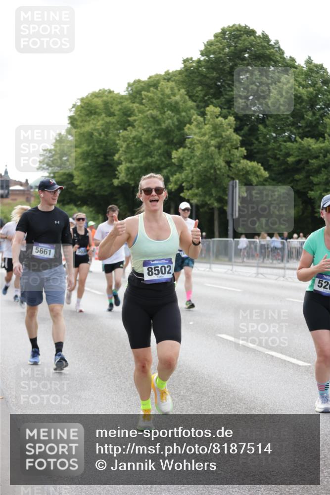 29.06.2025 - hella hamburg halbmarathon Jannik Wohlers http://msf.ph/oto/8187514 29.06.2025 10:23:40 Lombardsbrücke 1389, 1444, 3013, 3185, 3579, 4122, 4597, 4684, 4990, 4993, 5039, 5258, 5260, 5661, 5954, 7013, 7426, 7920, 8141, 8149, 8187, 8502, 8717, 9217, 9603, 11306, 11347, 11415, 14433, 14439, 15352, 15456, 17147, 17262, 17414, 17513, 17595, 18132, 18210, 18745, 18998 meine-sportfotos.de