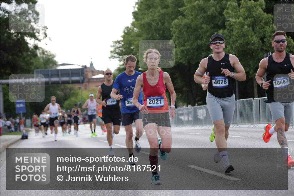 29.06.2025 - hella hamburg halbmarathon Jannik Wohlers http://msf.ph/oto/8187521 29.06.2025 09:44:14 Lombardsbrücke 1065, 2021, 2879, 3075, 3845, 3968, 4678, 7349, 10106, 11877, 12337, 12369, 13779, 15268, 15576, 15583, 15880, 16118, 17354, 18567, 18699, 19114 meine-sportfotos.de
