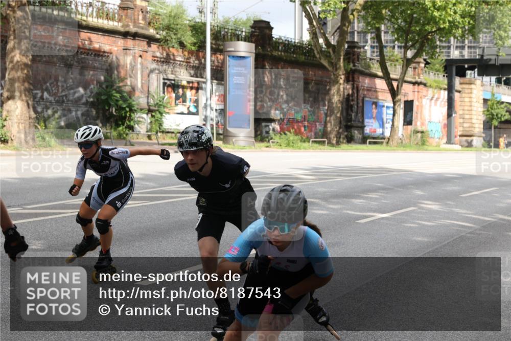 29.06.2025 - hella hamburg halbmarathon Yannick Fuchs http://msf.ph/oto/8187543 29.06.2025 09:10:30 20KM  meine-sportfotos.de