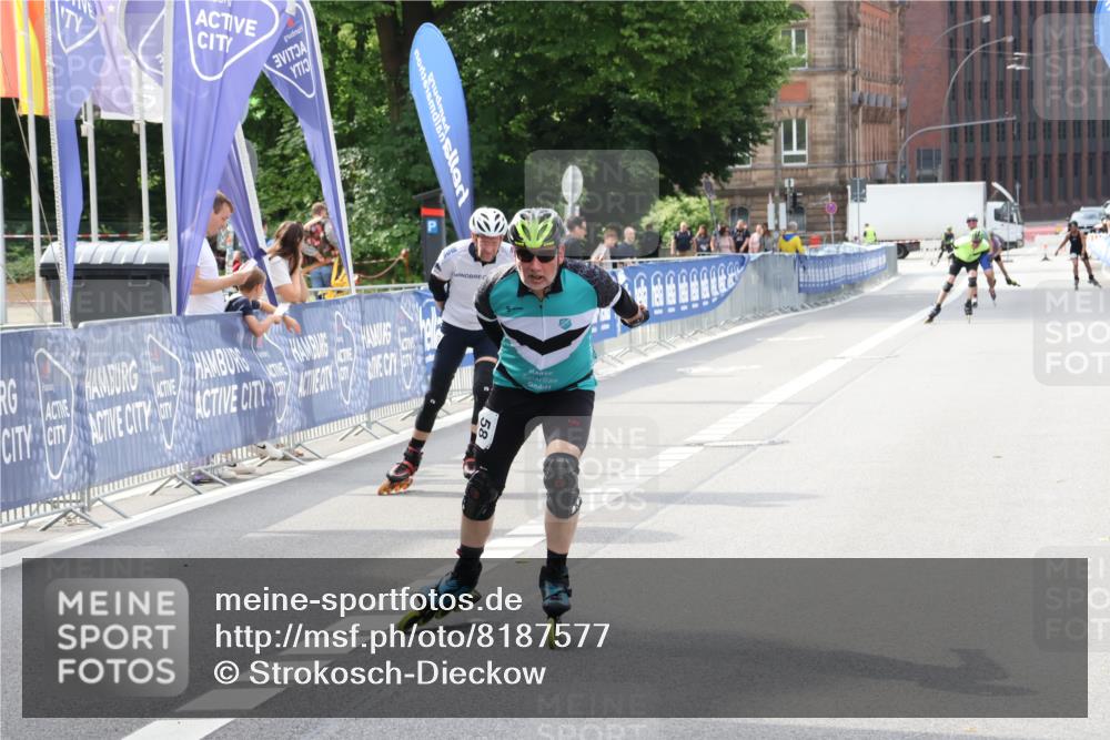 29.06.2025 - hella hamburg halbmarathon Strokosch-Dieckow http://msf.ph/oto/8187577 29.06.2025 09:28:09 Ziel 20058, 20228, 20379 meine-sportfotos.de