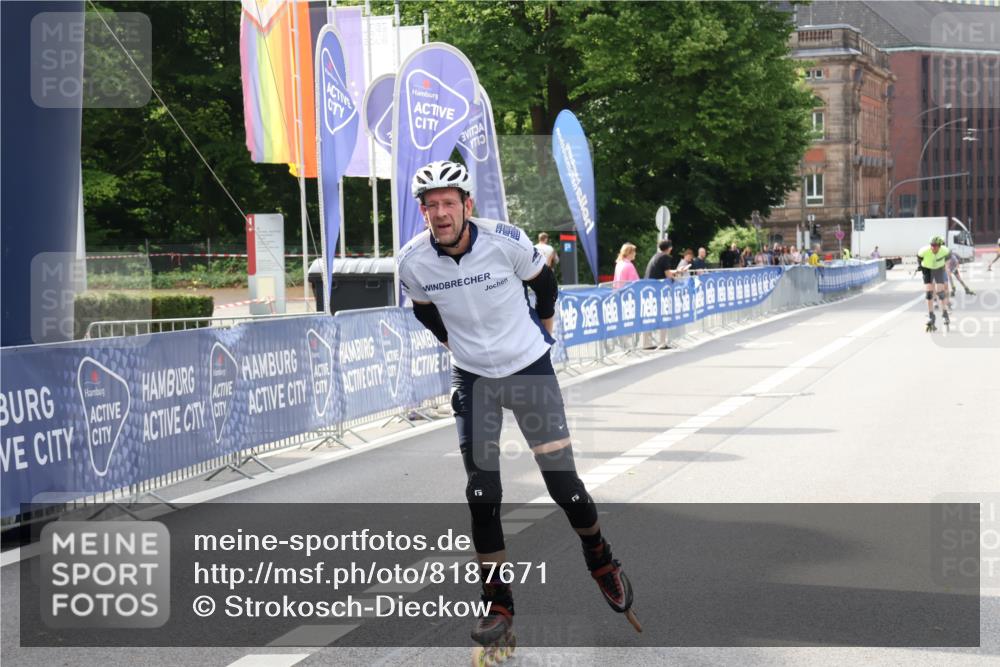 29.06.2025 - hella hamburg halbmarathon Strokosch-Dieckow http://msf.ph/oto/8187671 29.06.2025 09:28:11 Ziel 20058, 20228, 20379 meine-sportfotos.de