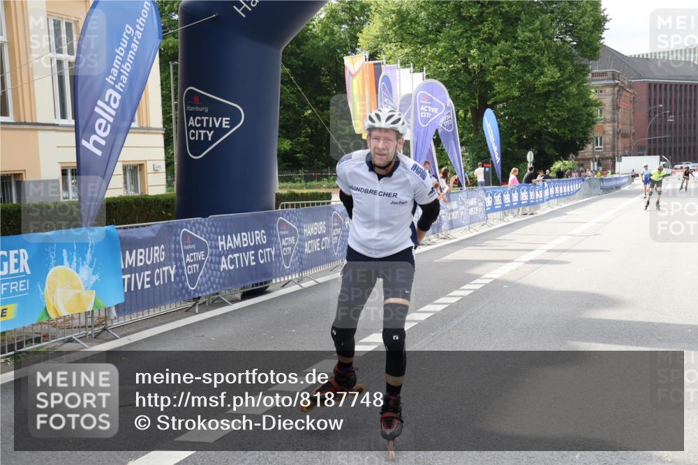 29.06.2025 - hella hamburg halbmarathon Strokosch-Dieckow http://msf.ph/oto/8187748 29.06.2025 09:28:12 Ziel 20228, 20379 meine-sportfotos.de