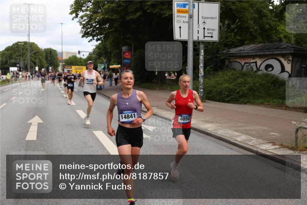 29.06.2025 - hella hamburg halbmarathon Yannick Fuchs http://msf.ph/oto/8187857 29.06.2025 10:30:21 20KM 1889, 3843, 4050, 4062, 6032, 10384, 10877, 12044, 12462, 12514, 13252, 13798, 14789, 14841, 15415, 15701, 15931, 15959, 16123, 18259, 18841 meine-sportfotos.de