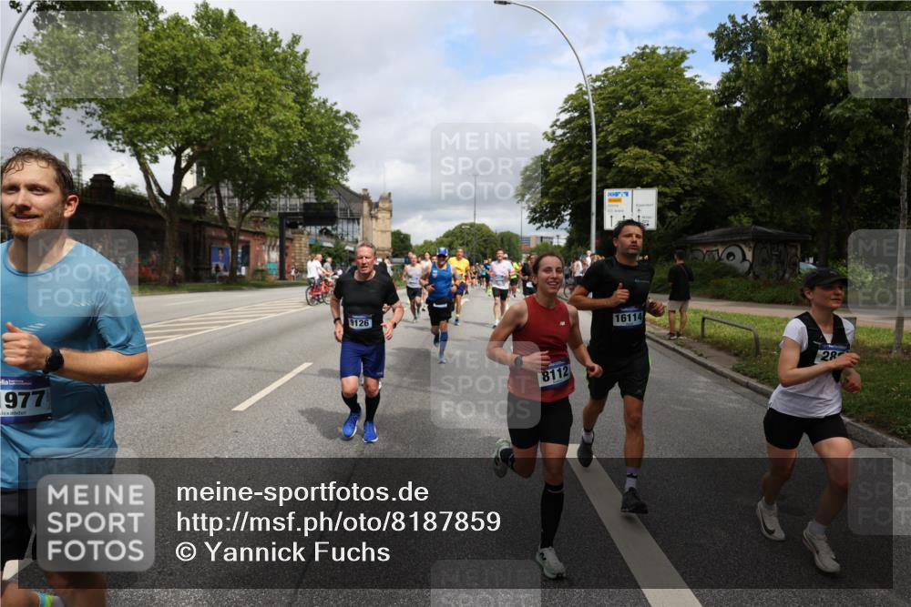 29.06.2025 - hella hamburg halbmarathon Yannick Fuchs http://msf.ph/oto/8187859 29.06.2025 10:43:44 20KM 1342, 1476, 2013, 2504, 2516, 2592, 2596, 2706, 2878, 2889, 2937, 3060, 3543, 3562, 3692, 4017, 4832, 5460, 5978, 6115, 6158, 7100, 7297, 7332, 7657, 8112, 8437, 8454, 9038, 9126, 9200, 9463, 9491, 9597, 9619, 9695, 9723, 9924, 9965, 10189, 11339, 11340, 11519, 11819, 11977, 12035, 12271, 12670, 13159, 13233, 13688, 13690, 13976, 14526, 14838, 15519, 15523, 16114, 16653, 16731, 16738, 16843, 16877, 16891, 17001, 17753, 17908, 18058, 18350, 18842, 18926, 18960, 19109 meine-sportfotos.de