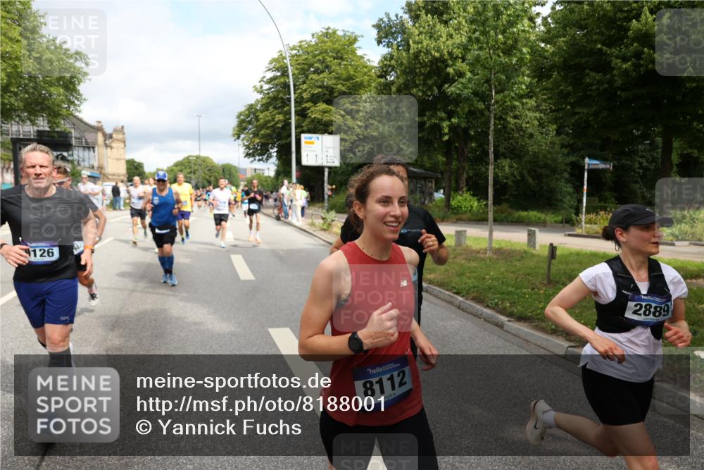 29.06.2025 - hella hamburg halbmarathon Yannick Fuchs http://msf.ph/oto/8188001 29.06.2025 10:43:44 20KM 1342, 1476, 2013, 2504, 2516, 2592, 2596, 2706, 2878, 2889, 2937, 3060, 3543, 3562, 3692, 4017, 4832, 5460, 5978, 6115, 6158, 7100, 7297, 7332, 7657, 8112, 8437, 8454, 9038, 9126, 9200, 9463, 9491, 9597, 9619, 9695, 9723, 9924, 9965, 10189, 11339, 11340, 11519, 11819, 11977, 12035, 12271, 12670, 13159, 13233, 13688, 13690, 13976, 14526, 14838, 15519, 15523, 16114, 16653, 16731, 16738, 16843, 16877, 16891, 17001, 17753, 17908, 18058, 18350, 18842, 18926, 18960, 19109 meine-sportfotos.de