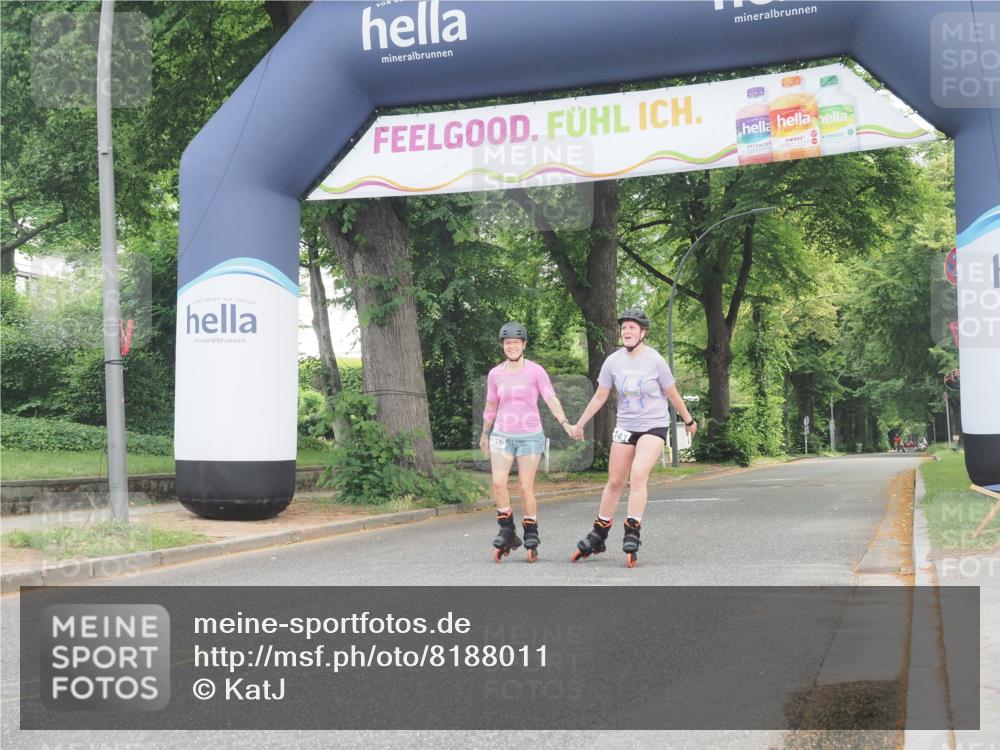 29.06.2025 - hella hamburg halbmarathon KatJ http://msf.ph/oto/8188011 29.06.2025 09:25:34 Zwischen KM18-KM19  meine-sportfotos.de