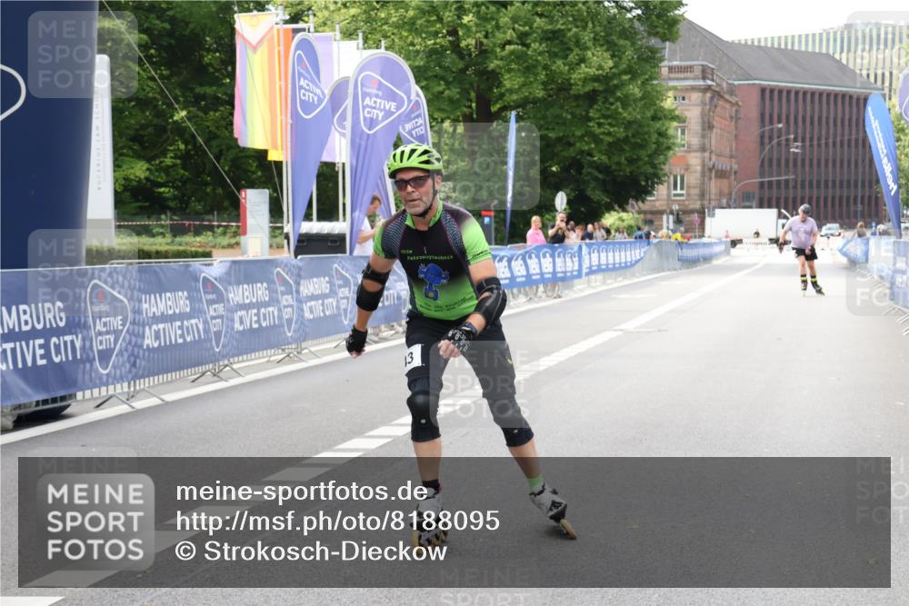 29.06.2025 - hella hamburg halbmarathon Strokosch-Dieckow http://msf.ph/oto/8188095 29.06.2025 09:28:35 Ziel 20043, 20322 meine-sportfotos.de