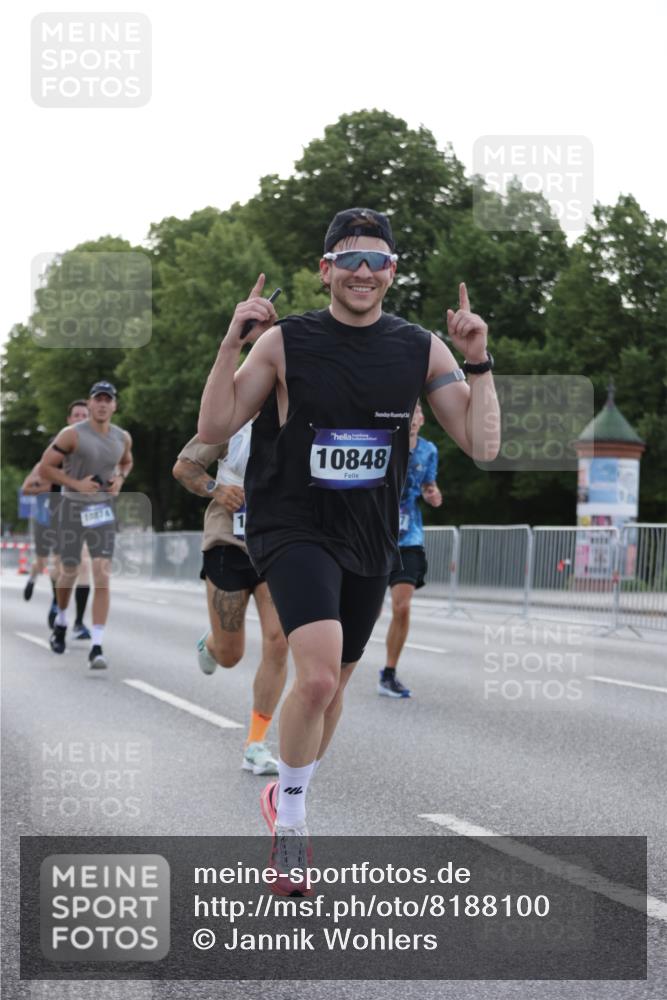 29.06.2025 - hella hamburg halbmarathon Jannik Wohlers http://msf.ph/oto/8188100 29.06.2025 09:44:29 Lombardsbrücke 1827, 2021, 3201, 3845, 4678, 5269, 5367, 6619, 8473, 8731, 10156, 10848, 12287, 13838, 13956, 14164, 15268, 15583, 16377, 16508, 16736, 17488, 18567, 18874 meine-sportfotos.de