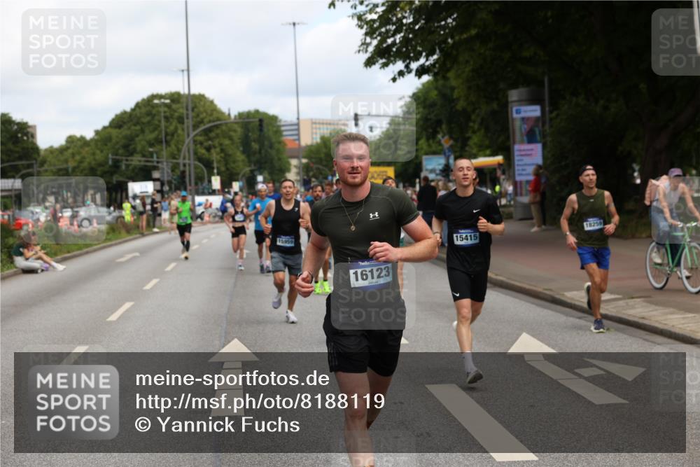 29.06.2025 - hella hamburg halbmarathon Yannick Fuchs http://msf.ph/oto/8188119 29.06.2025 10:30:30 20KM 1889, 3843, 4062, 6032, 10384, 10477, 10877, 12462, 12514, 13252, 13343, 13419, 13798, 14789, 14875, 15161, 15415, 15701, 15931, 15959, 16119, 16123, 17612, 18259, 18841 meine-sportfotos.de