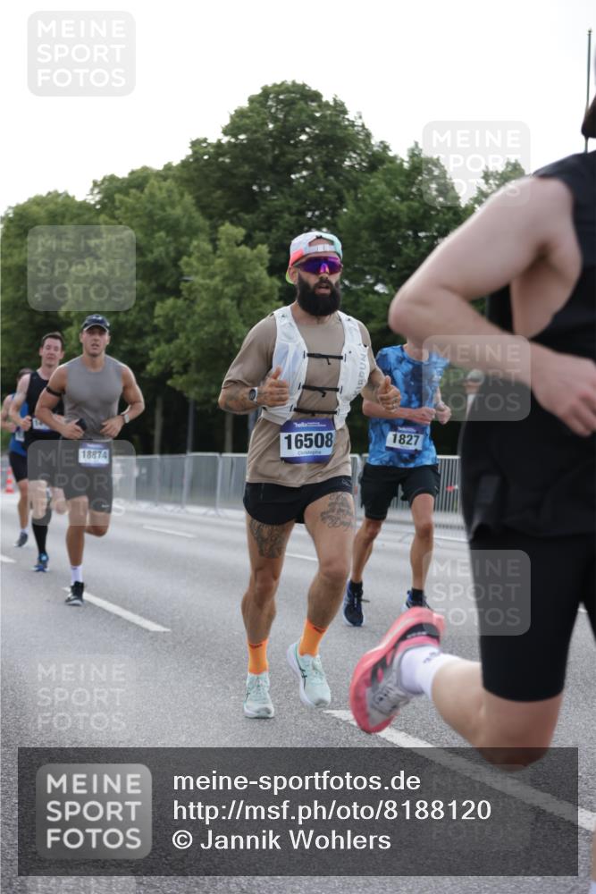 29.06.2025 - hella hamburg halbmarathon Jannik Wohlers http://msf.ph/oto/8188120 29.06.2025 09:44:30 Lombardsbrücke 1827, 2021, 3201, 3845, 4678, 5269, 5367, 6619, 8473, 8731, 10156, 10848, 12287, 13838, 13956, 14164, 15268, 15583, 16377, 16508, 16736, 17488, 18567, 18874 meine-sportfotos.de
